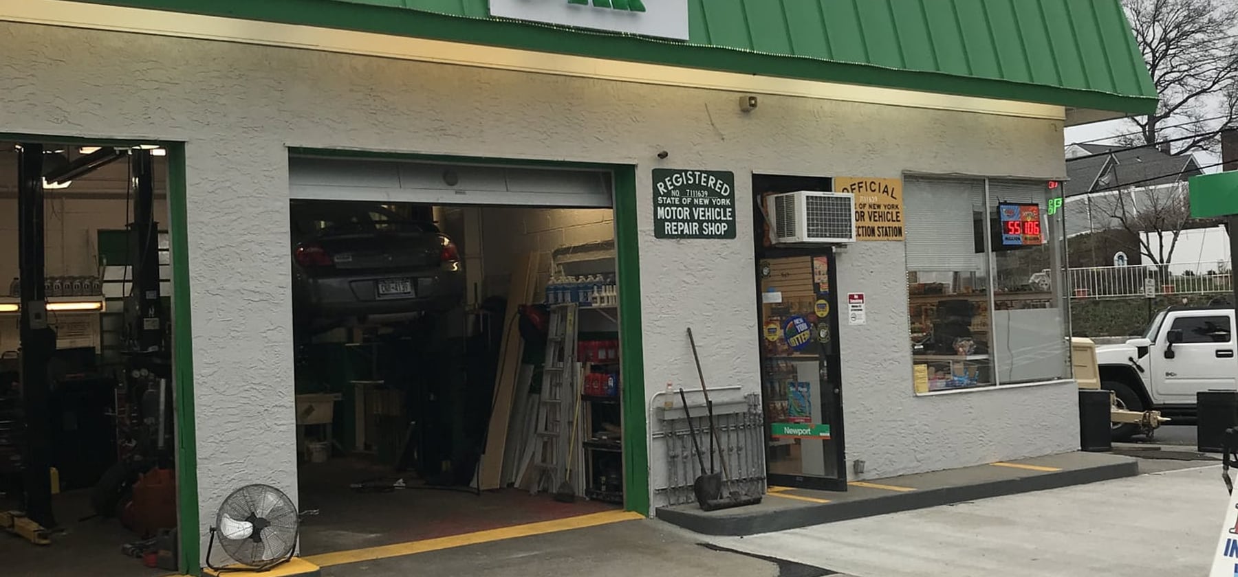 One Broadway Auto shop at Sinclair Gas Station in Yonkers