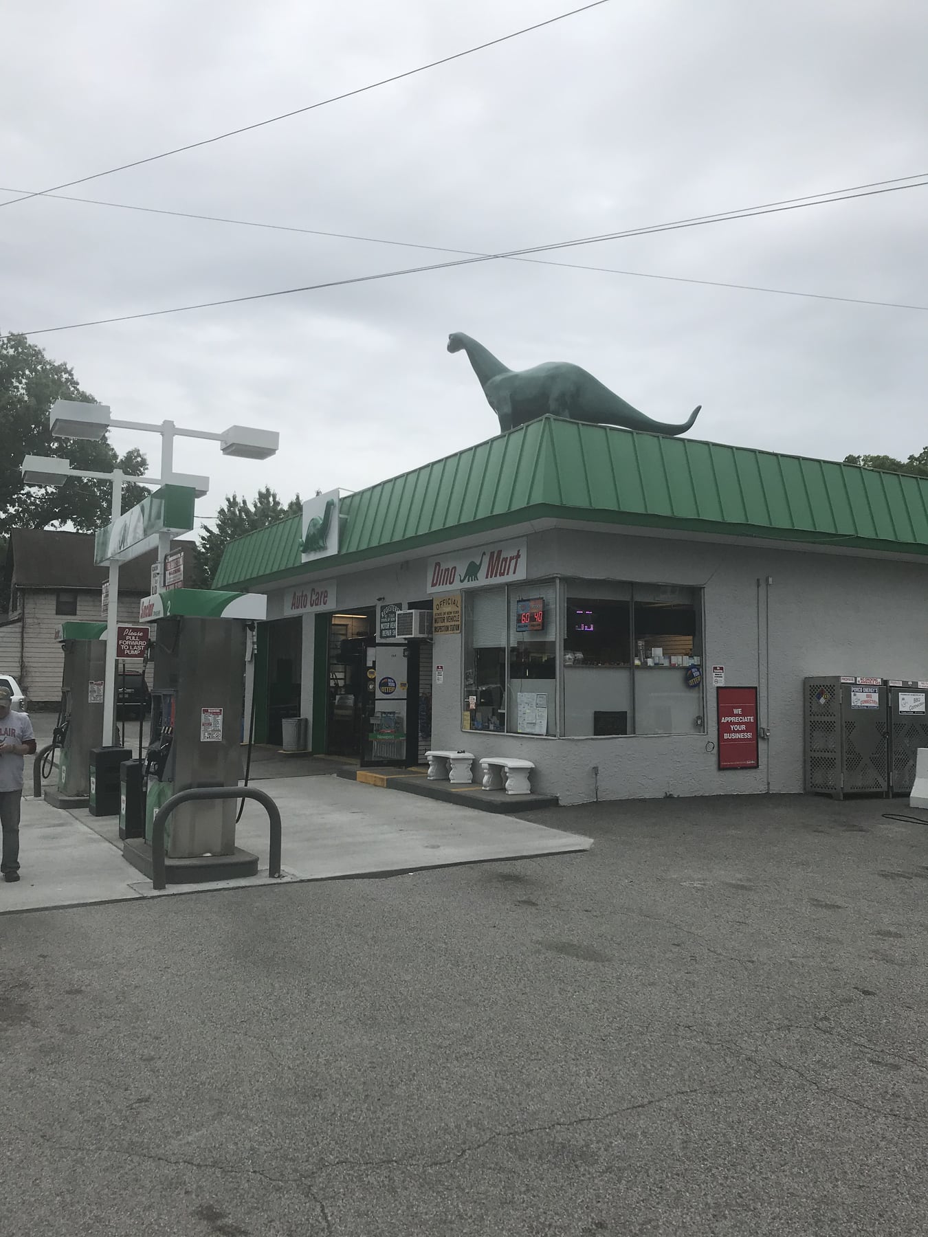 Auto Care entrance at One Broadway Auto